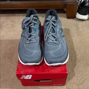 New Balance Men's Blue Athletic Shoes
